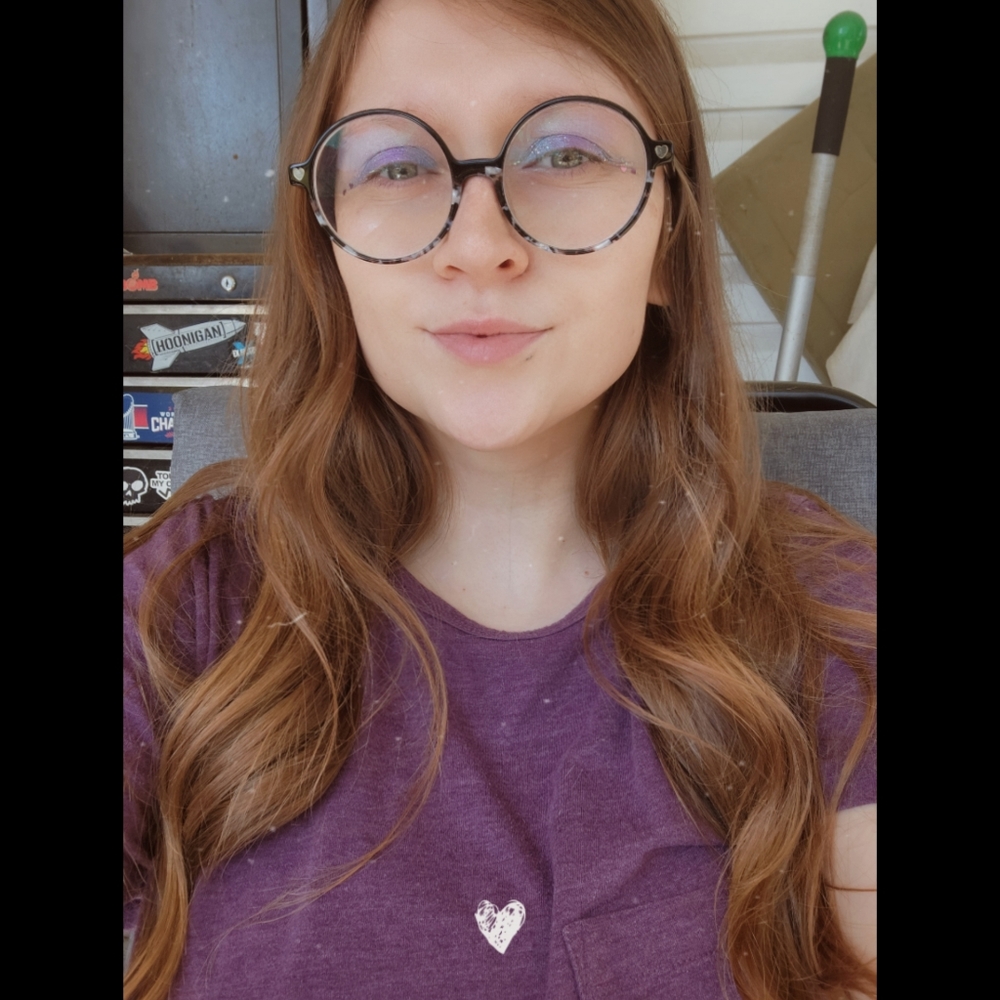 Meet your Posher, Emily